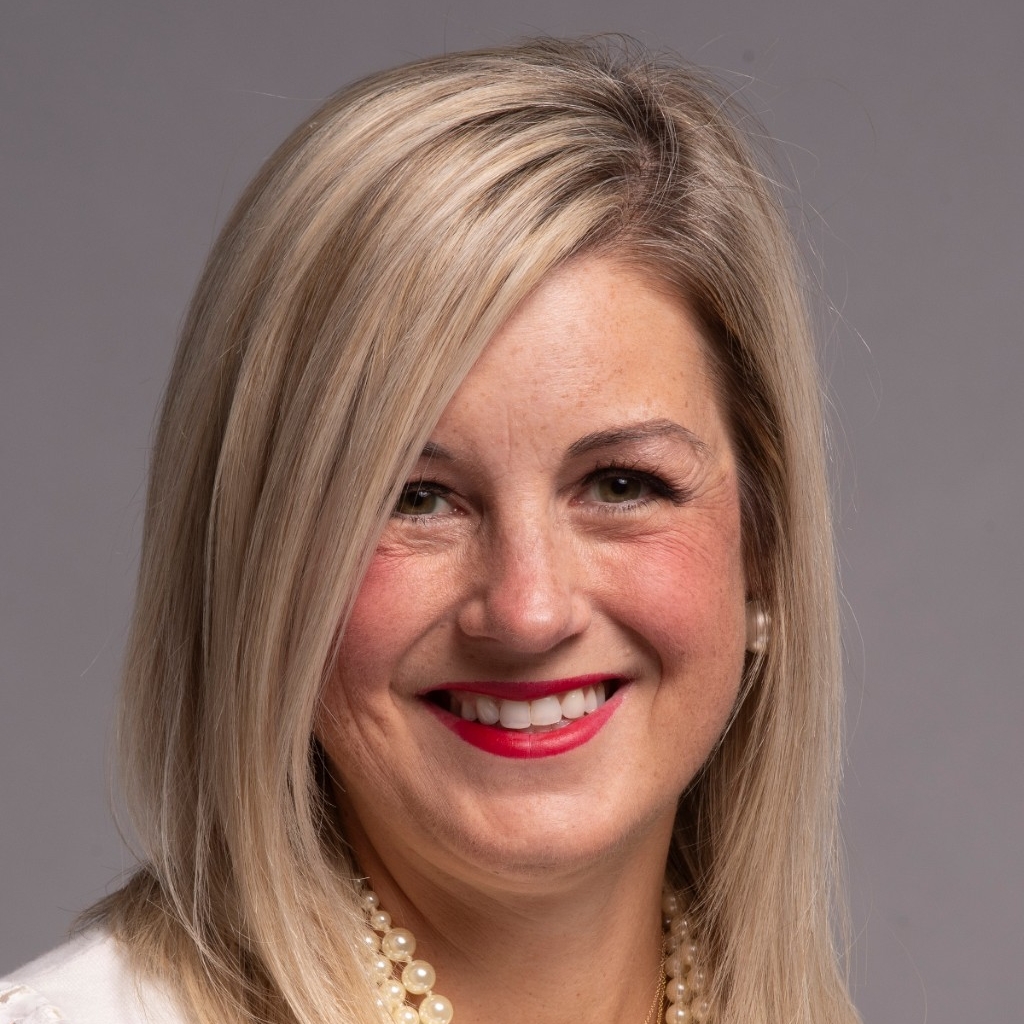 davis-lindsay.jpg Headshot of Lindsay Davis, DNP, APRN-CNP